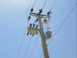 جابجایی سکسیونر و نقاط مانور در شبکه های توزیع